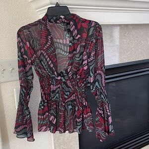 Bisou Bisou Sheer exclusive Blouse